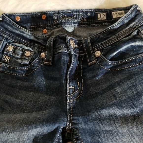 Miss Me Capris - Picture 3 of 4